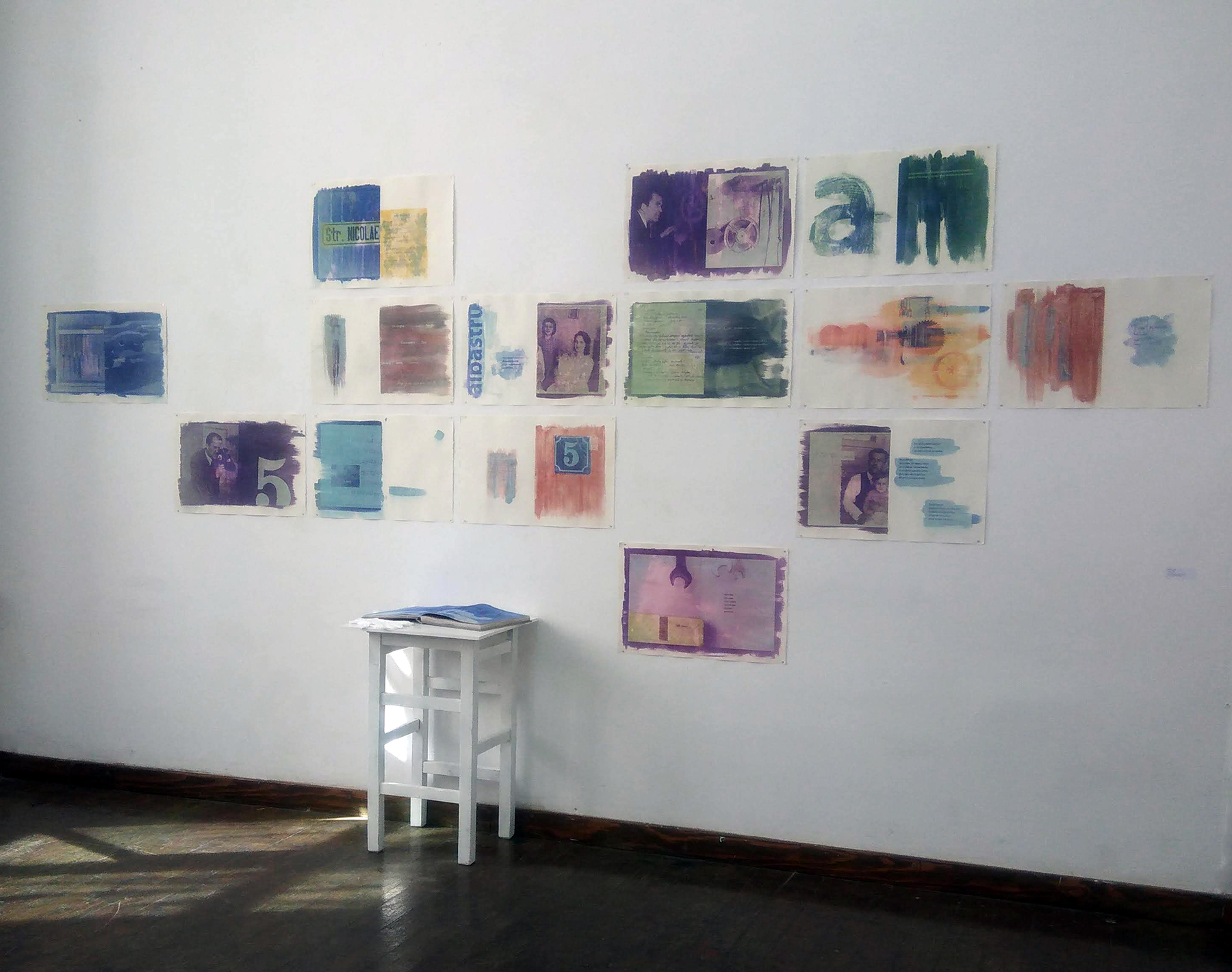Urme de ieri- Master's degree project exhibition <br> manually printed book spreads, made using photosensitive paint